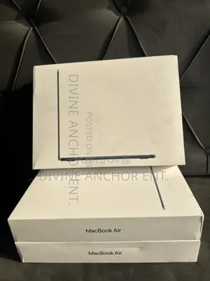 New Laptop Apple MacBook Air 2024 M3 13-inch 16GB Apple M3 SSD 512GB