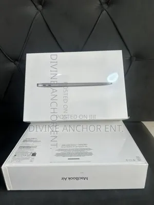 New Laptop Apple MacBook Air 2020 M1 8GB Apple M1 SSD 256GB