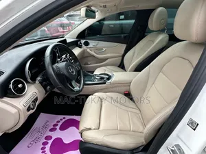 Mercedes-Benz C300 Base 4Matic Sedan AWD (2.0L 4cyl 7A) 2016 White