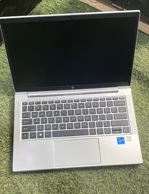 Laptop HP EliteBook 830 G8 16GB Intel Core i5 SSD 256GB