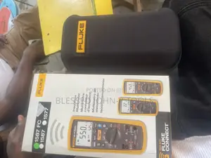 Fluke 1587 Insulation Tester