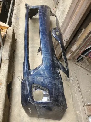 Front Bumper Toyota Corolla 2011-2012 Se