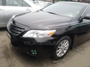 Toyota Camry XLE V6 4dr Sedan (3.5L 6cyl 6A) 2011 Black