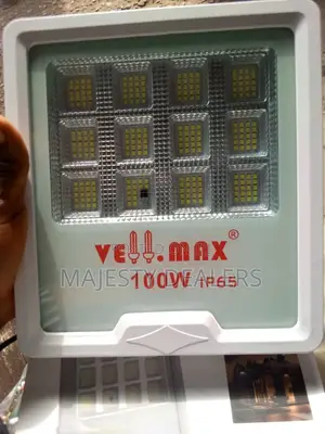 100 Watt Solar Flood Lights All in One Solar Street Light