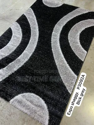 Classic Colorful Center Rug