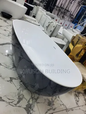 Black and White Oval Bathtub ( Payment on Delivery)