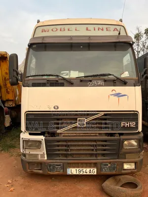 Volvo Fh12 Container Body Rigid Truck - Foreign Use