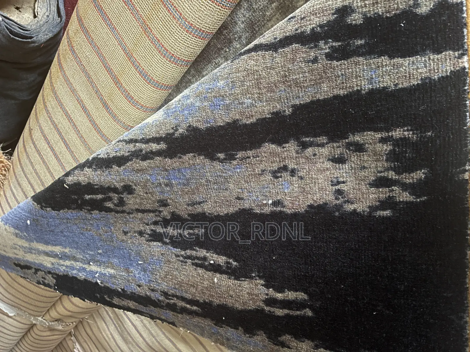 High Quality Luxury Rug