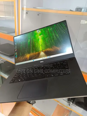 Laptop Dell XPS 15 9550 8GB Intel Core i7 SSD 512GB