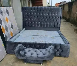 6 by 6 Botton Bedframe With an Ottoman