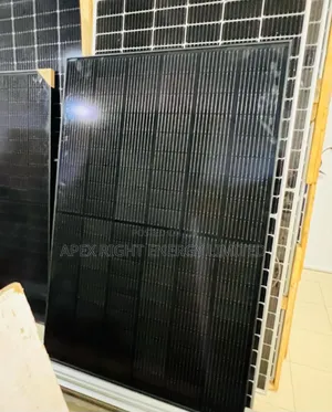 500watts Canadian All Black Panel Mono Crystalline Panel