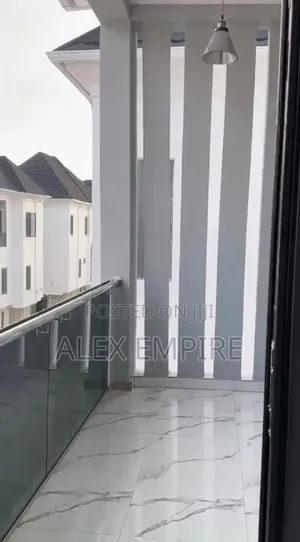 5bdrm Duplex in Ago Palace for sale