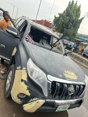 Toyota Prado 2014 Windscreen Installation We Deliver Fix