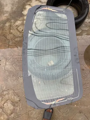 C300 2016 Back Glass Available We Deliver Install