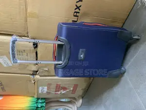Single Hand Luggage Box