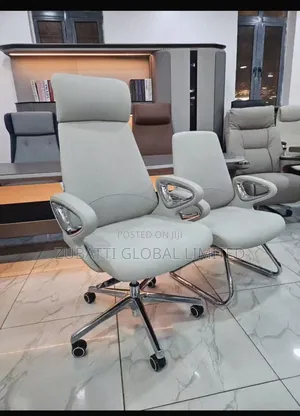 Set of of Executive Leather Swivel Chair