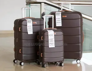 I T Luxury Luggage