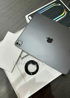 Apple iPad Pro 13 (2024) 256 GB Black