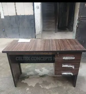 Office Table With 3 Drawer