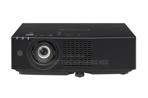 Panasonic Pt-vmz71, 7000 Lumens Projector