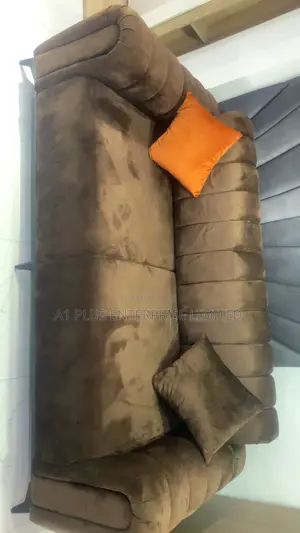 Complete Set Of 3 - 2 - 1 - 1 Brown Sofa With Pillows