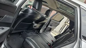 Toyota Venza XLE 4dr Wagon AWD (3.5L 6cyl 6A) 2014 Silver