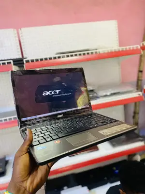 Laptop Acer Aspire 3 4GB Intel Core I5 HDD 320GB