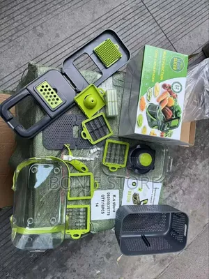 22 in 1 Vegetable Chopper, Mandoline Vegetable Slicer Dicer