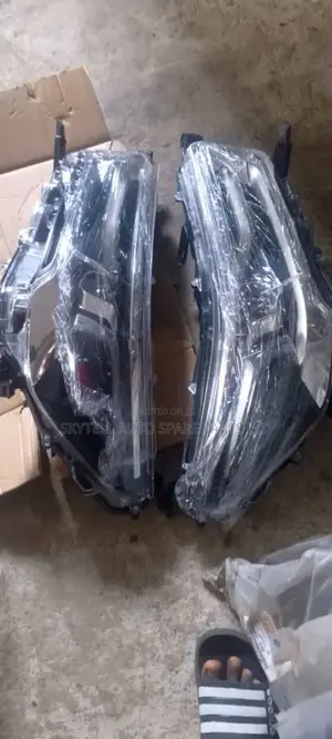 Head Lamp For Toyota Hilux 2022