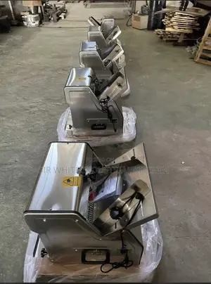 Industrial or Commercial Bread Slicer Machine