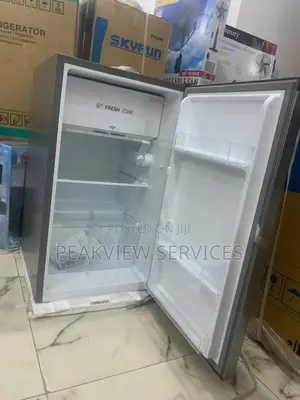 Compact. Powerful. Cool : Hisense 121l Single Refrigerator
