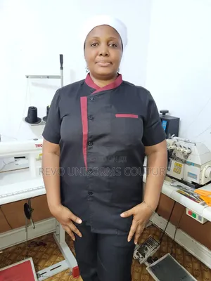 Black Eye-Catching Chef Uniform