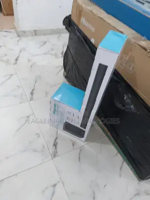 Hisense Modern Glossy 2.1 Channel Soundbar Hs1800