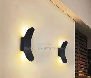 Outdoor Wall Bracket