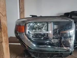 Right Side Head Light Tundra 2020 Led