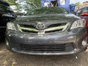 Toyota Corolla LE 4dr Sedan (1.8L 4cyl 4A) 2010 Gray
