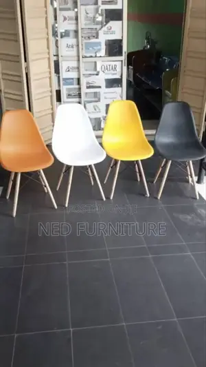 Quality Plastic Restaurant Chiars