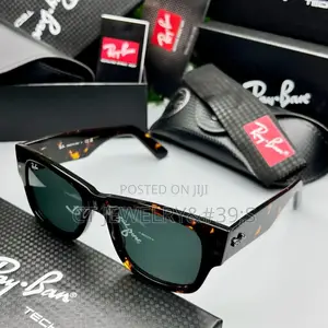 Mega Wayfarer Ray Ban Classic Sunglasses - Shiny
Colour