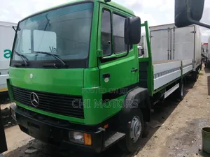 Mercedes 814 Truck 20fit Green
