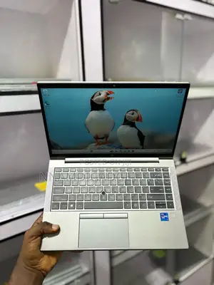 Laptop HP ZBook Firefly G8 16GB Intel Core I7 SSD 256GB