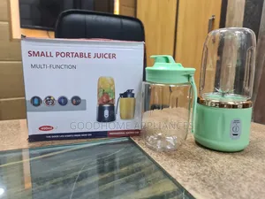 Portable Juicer With Two Juice Cups