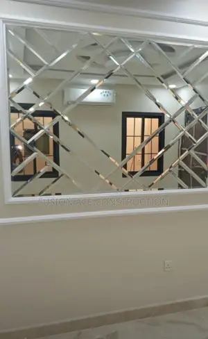 Designed Mirror Glass for Boring Spots