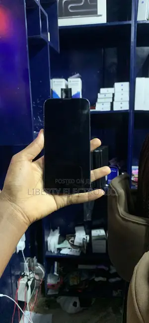 Apple iPhone 13 128 GB Black