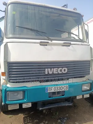Iveco Trailer Head Ten Tyres Tokunbo