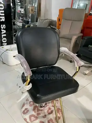 Saloon Chair