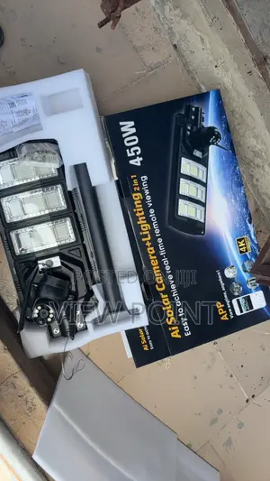 Solar Street Light With 4g Sim Rotational Cctv Camera 450w