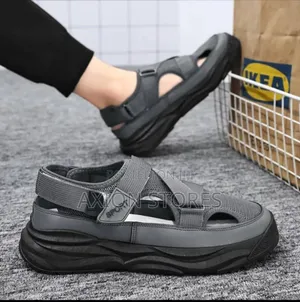 Hugh Quality Fashion Sneakers
