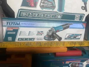 Total Angle Grinder 710w