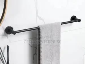 Single Black Towel Ray