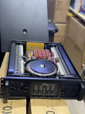 Vans Tech Ev 14,000,4channel Amplifier